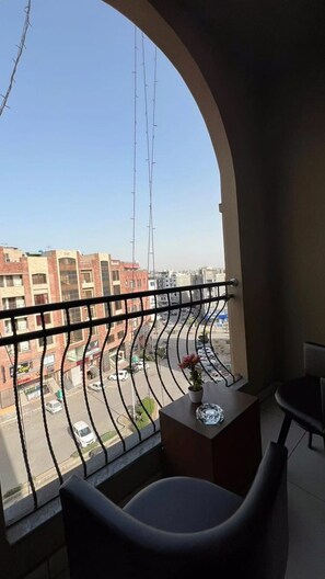 Property grounds - Two Room Appartment Aimpire Hotel
4 to 6 person (Rawalpindi)