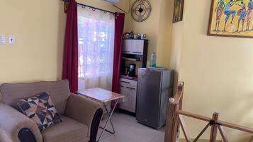 單棟房屋 | 客廳 | 電視