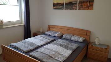 2 Schlafzimmer, Reisekinderbett, kostenloses WLAN, Rollstuhlgeeignet