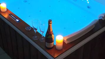 Bain à remous intérieur