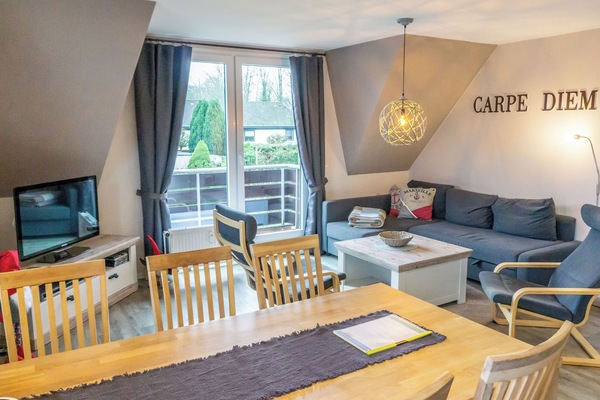 TV, DVD-spiller og stereoanlegg