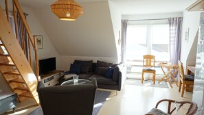 Fernseher, Stereoanlage