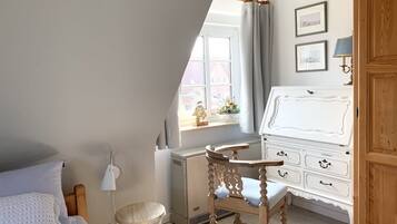 2 bedrooms, desk, free WiFi