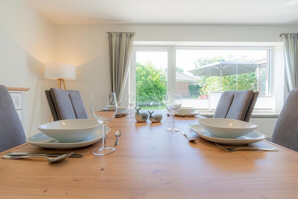 Dining - Ferienwohnung Emma in Garding für 4 Personen (Garding)