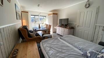 1 bedroom, free WiFi