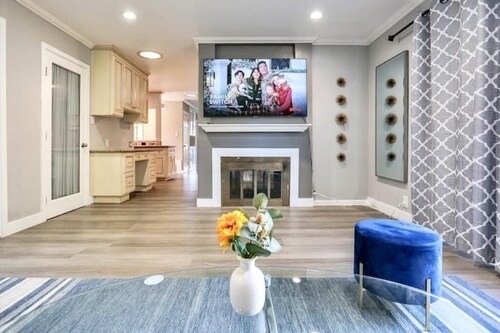 South SJ 4BR: Spacious & Comfy