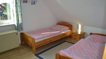 2 bedrooms, free WiFi, bed sheets