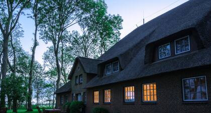 Ferienwohnung "Haubarg Windschuur 6" in Welt für 4 Personen