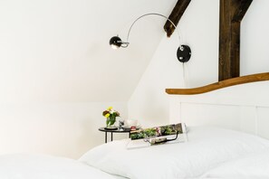 2 bedrooms, bed sheets - Ferienwohnung "haubarg Windschuur 10" in Welt für 4 Personen (Welt)