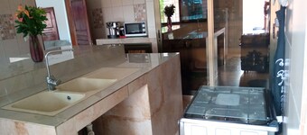 Belle Résidence à Ouidah Pour un Séjour Agréable en Famille Sans Soucis