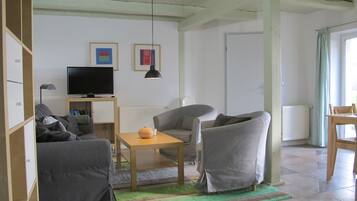 Fernseher, Stereoanlage