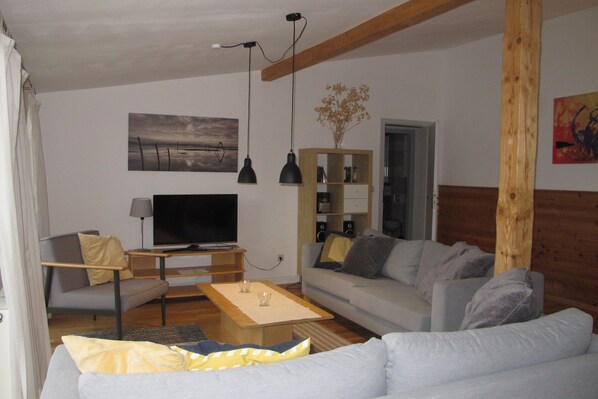 TV, stereo - Ferienhaus Heverhus in Tating für bis zu 8 Personen (Tating)