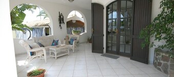 Villa Trapezio with private pool and tennis court