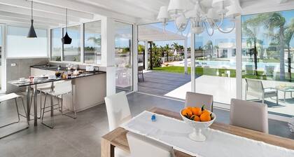 Villa Signorina (6 Guests) with pool