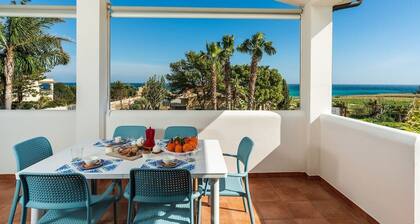 Corrado Residence - Private villa with independent apartments