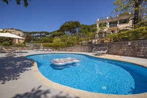 Pool - Villa Nino - Private villa with pool and spa (Sant'Agata Sui Due Golfi)