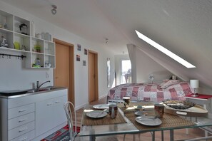 1 bedroom, free WiFi