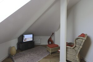 Interior - Diese Zauberhafte Ferienwohnung nur Unweit vom Ostseestrand Entfernt, Begüßt Ihre Gäste (Ostseebad Nienhagen)