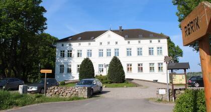 Herrenhaus Blengow App.02
