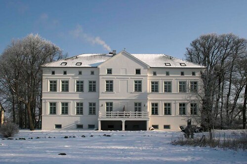 Herrenhaus Blengow App.08