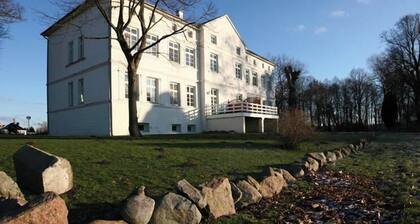 Herrenhaus Blengow App.17