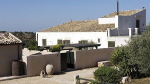 Exterior - Ragusa Apartments (Grigio) - apartment near Ragusa (Ragusa)