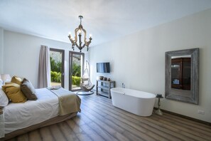 7 Schlafzimmer, Bügeleisen/Bügelbrett, WLAN, Bettwäsche