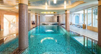 Villa Acquamarina with private heated pool
