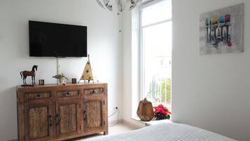 2 bedrooms, free WiFi