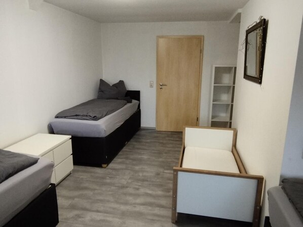 2 bedrooms, free WiFi - Fernab vom Tourismustrubel Können Sie in Dieser Romantisch Gelegenen Ferienwohnung mit Ruhe Ihre Auszeit vom Alltag Genießen (Pepelow)