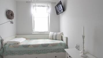 2 bedrooms, free WiFi