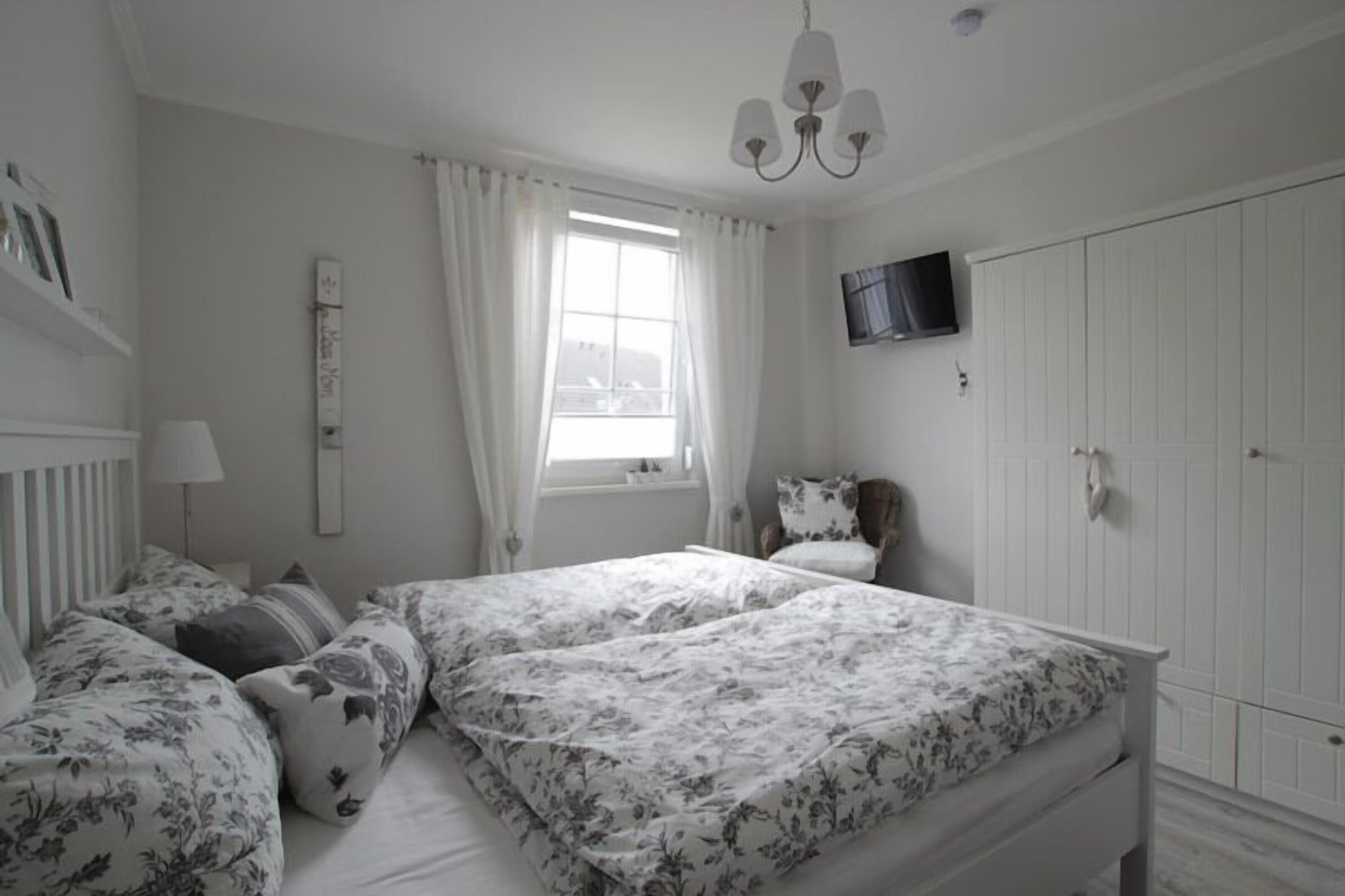 2 bedrooms, free WiFi