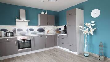Fridge, microwave, oven, dishwasher