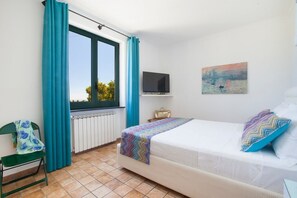 3 dormitorios, tabla de planchar con plancha, wifi y ropa de cama