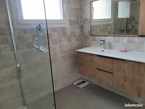 Shower, hair dryer