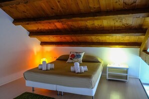 5 Schlafzimmer, Bügeleisen/Bügelbrett, Reisekinderbett, WLAN