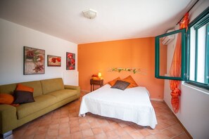 5 bedrooms, iron/ironing board, WiFi, bed sheets - Villa Il Veliero + Annex - Private villa with pool (Castellammare del Golfo)