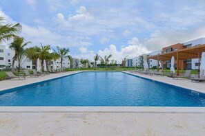 Pool - First floor, pool view, two bedrooms (Punta Cana)