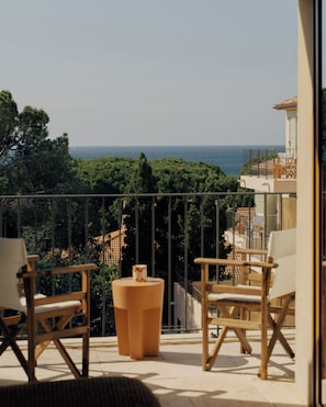 Balcony view - Boutique-Hôtel et Restaurant Basgi Basgi (Saint-Florent)