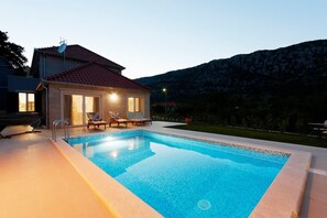 Beheizter Pool