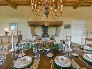 Dining - Villa Melissa - Stunning Tuscan Villa With Pool (Roccastrada)