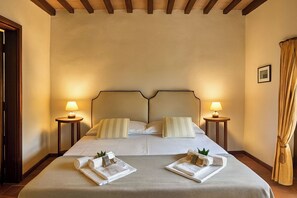 5 soverom, wi-fi og sengetøy