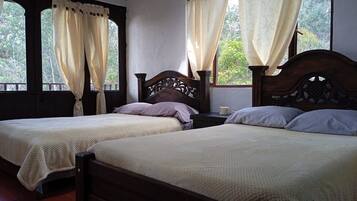 4 bedrooms, WiFi, bed sheets