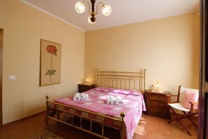 2 Schlafzimmer, Bügeleisen/Bügelbrett, Reisekinderbett, WLAN