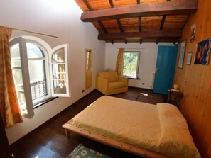 4 camere, Wi-Fi, lenzuola