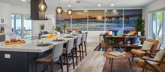 Ocean Waves Escape! An Upscale Poolside Retreat!