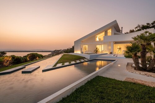 Villa Flavia -With swimming pool and sea access