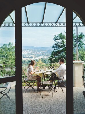 Outdoor dining - Villa Elena, Luxury villa with private pool (Reggello)