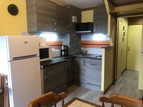 Studio-cabine 6pers. vue panoramique sur la station (village et la montagne)