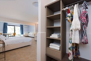 4 Schlafzimmer, Bügeleisen/Bügelbrett, Reisekinderbett, WLAN